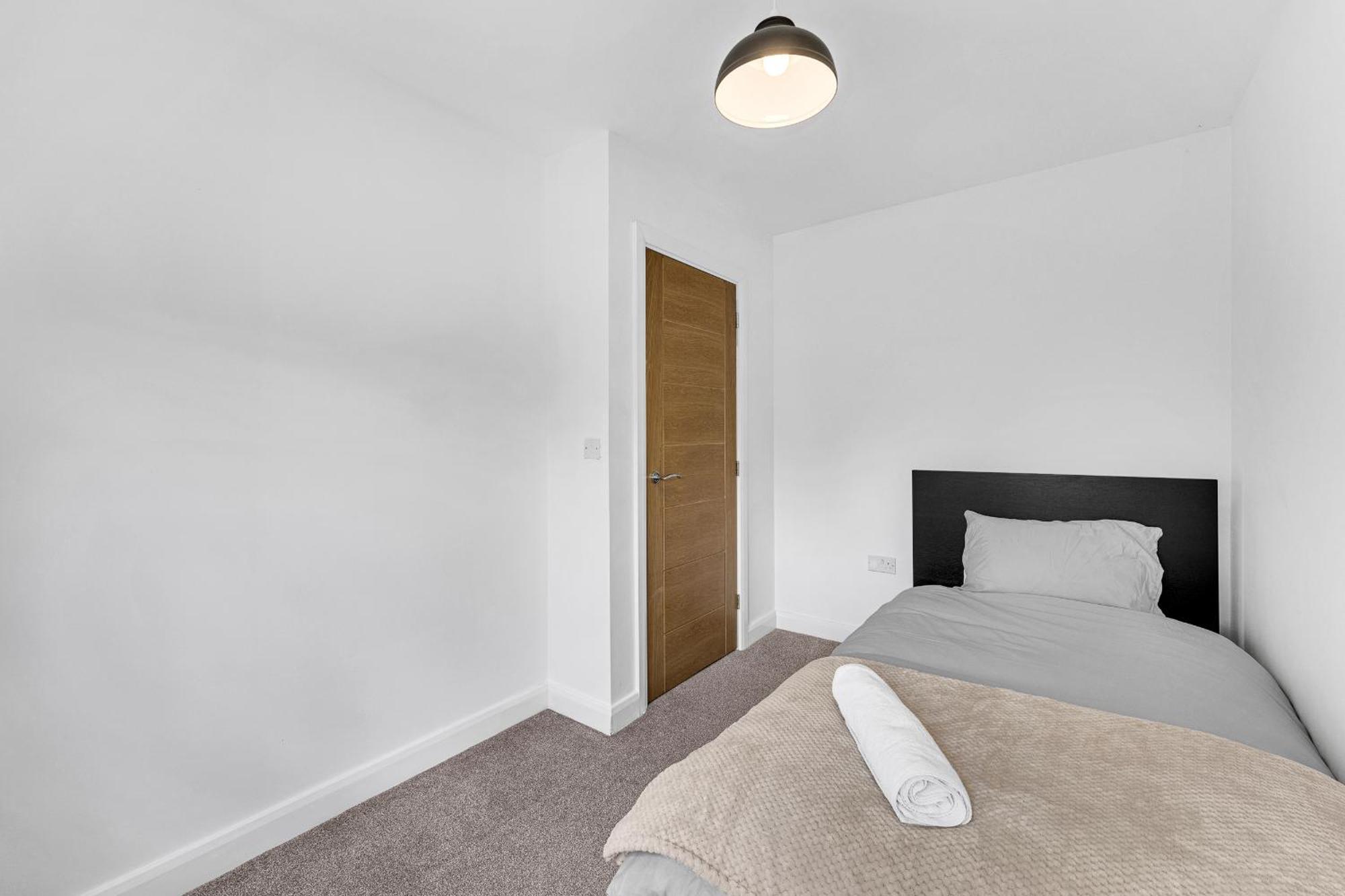 Brook Meadow House, 4 Bed House, Manchester Astley  エクステリア 写真