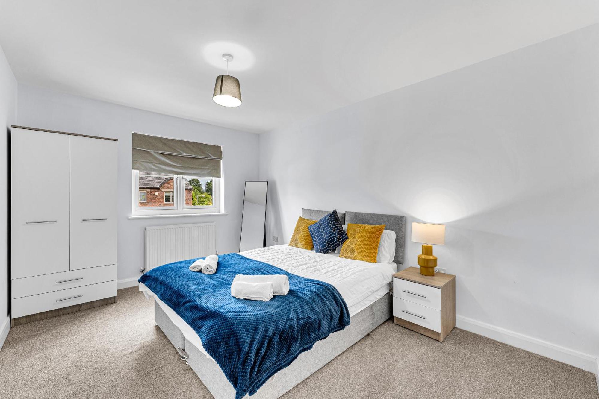 Brook Meadow House, 4 Bed House, Manchester Astley  エクステリア 写真