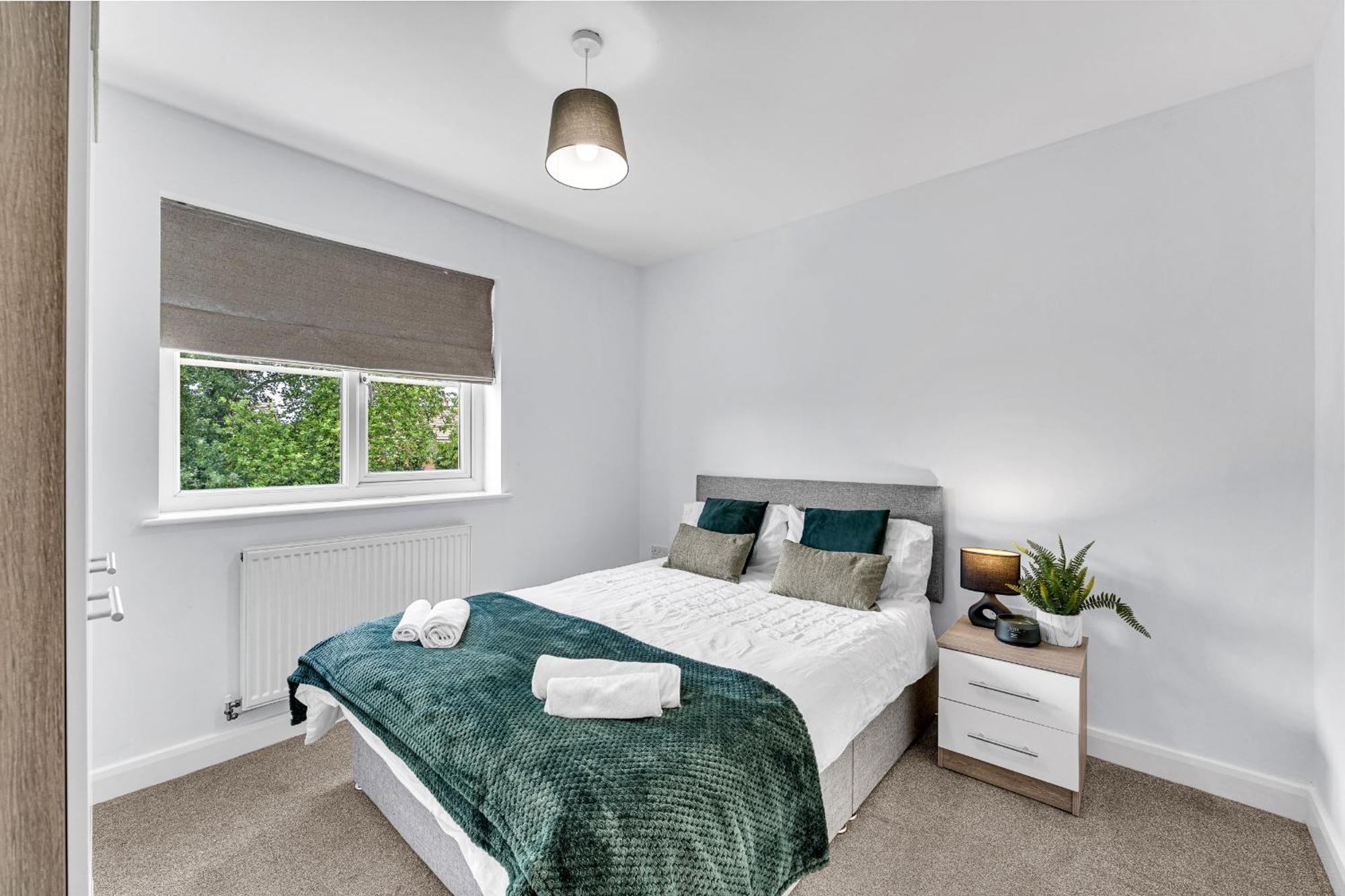 Brook Meadow House, 4 Bed House, Manchester Astley  エクステリア 写真